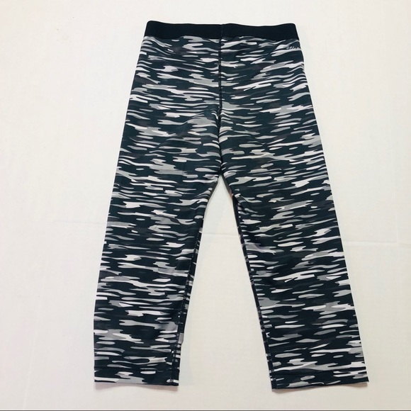 Nike Pro Printed Haze Capri Leggings 0807 - Picture 8 of 8